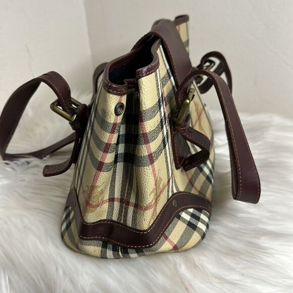 💯Authentic Burberry Tote Bag 🍀 - Picture 3 of 17